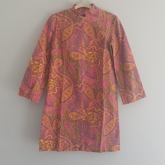 Dresses & Skirts - VIntage 60s paisley hand sewn long sleeve mod mini